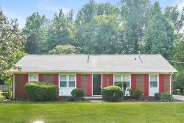 304 SPRINGTIME DR GREENSBORO, NC 27409